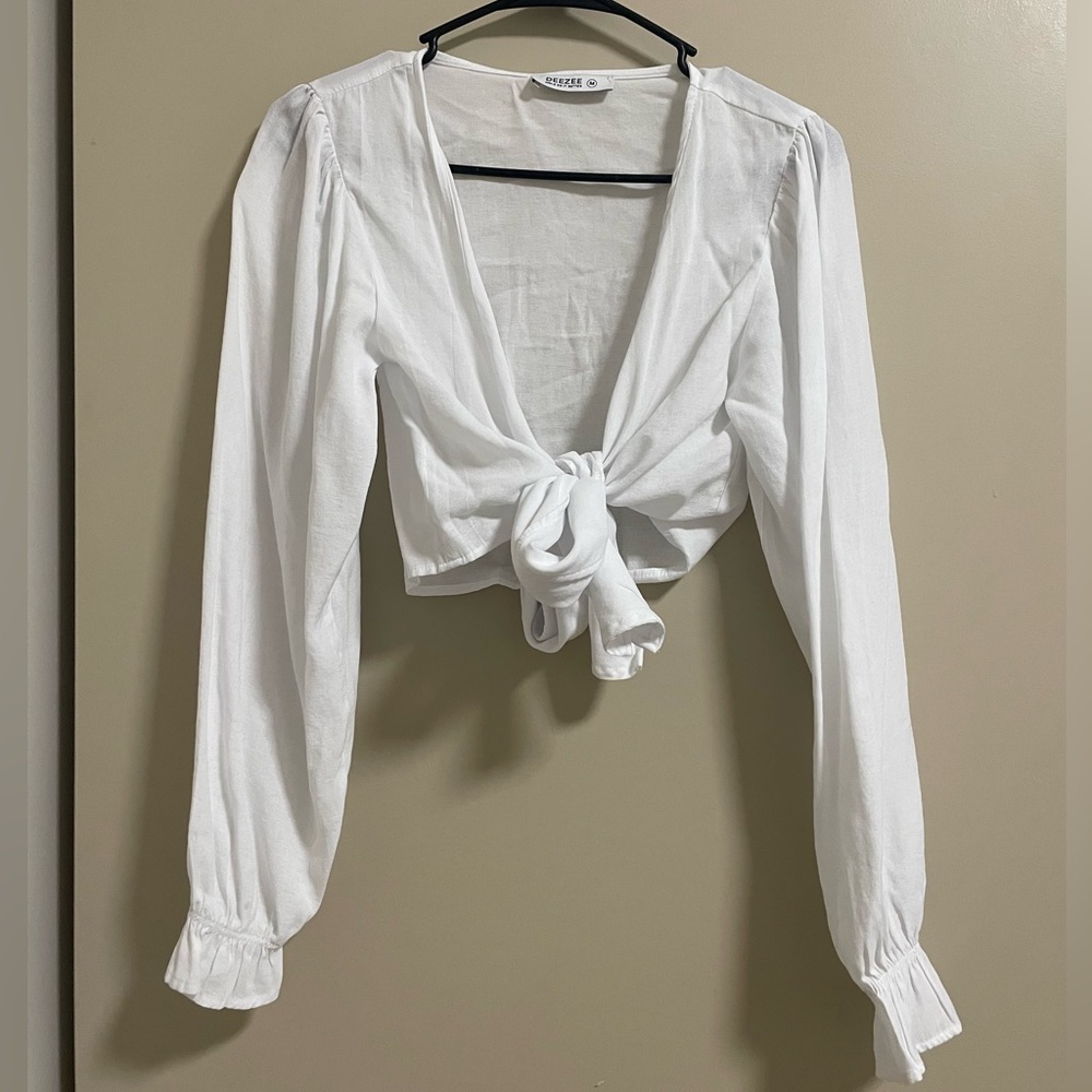 White short shirt